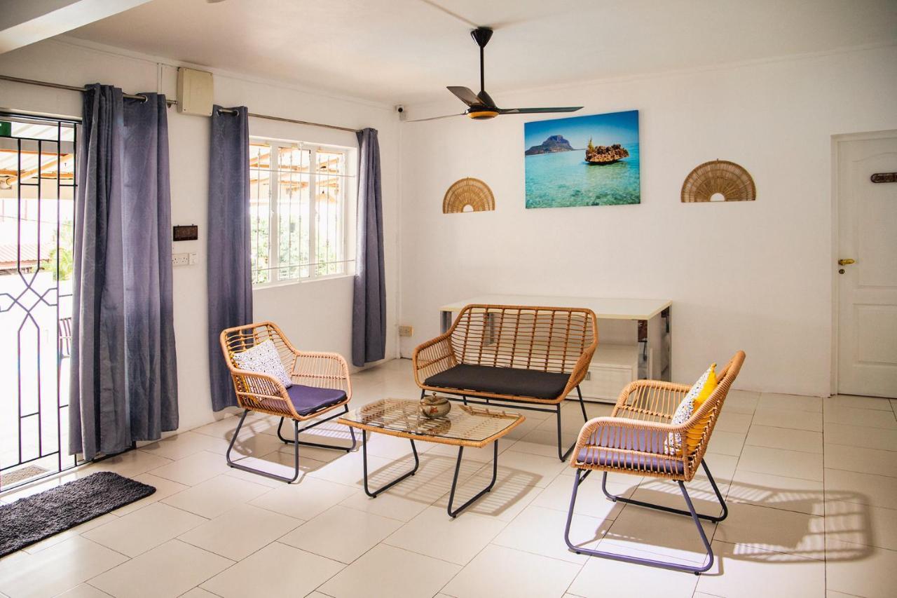 Casa Maria Bed & Breakfast Port Louis Exterior photo
